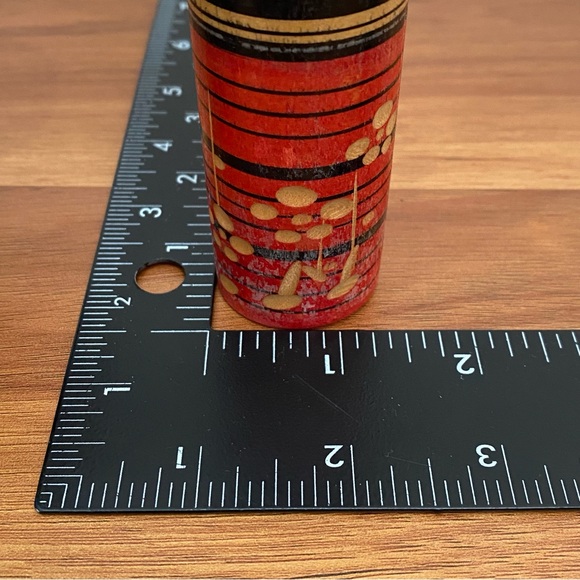 Vintage Japanese Plum Kokeshi 7” Wooden Doll - Picture 6 of 11